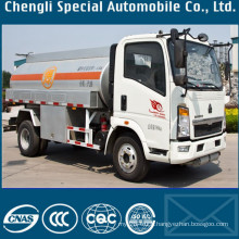 Sinotruk HOWO Light Duty Diesel Oil Transport Vehicle